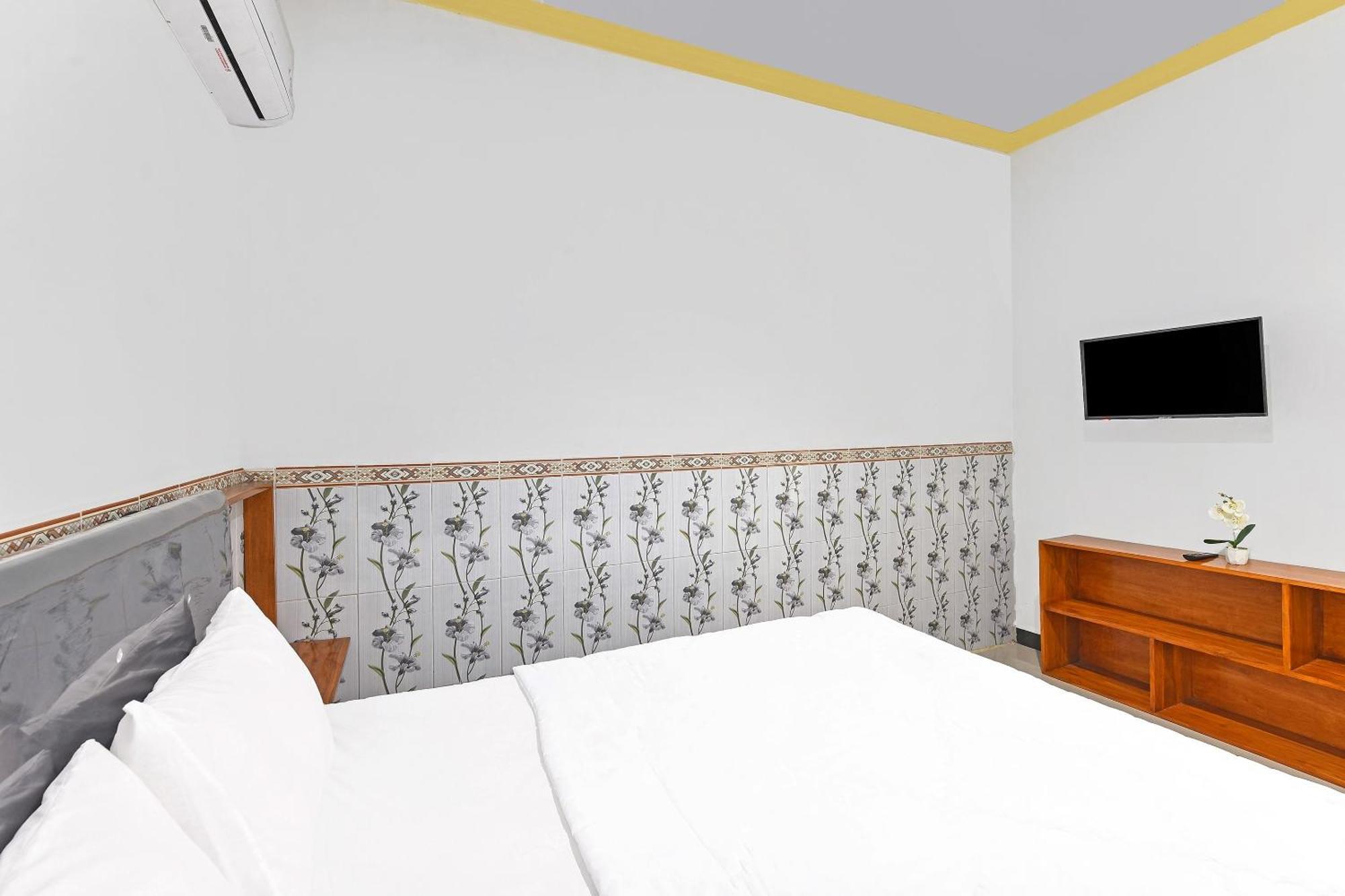 Oyo 91192 Homestay Antara Gilimanuk Eksteriør billede