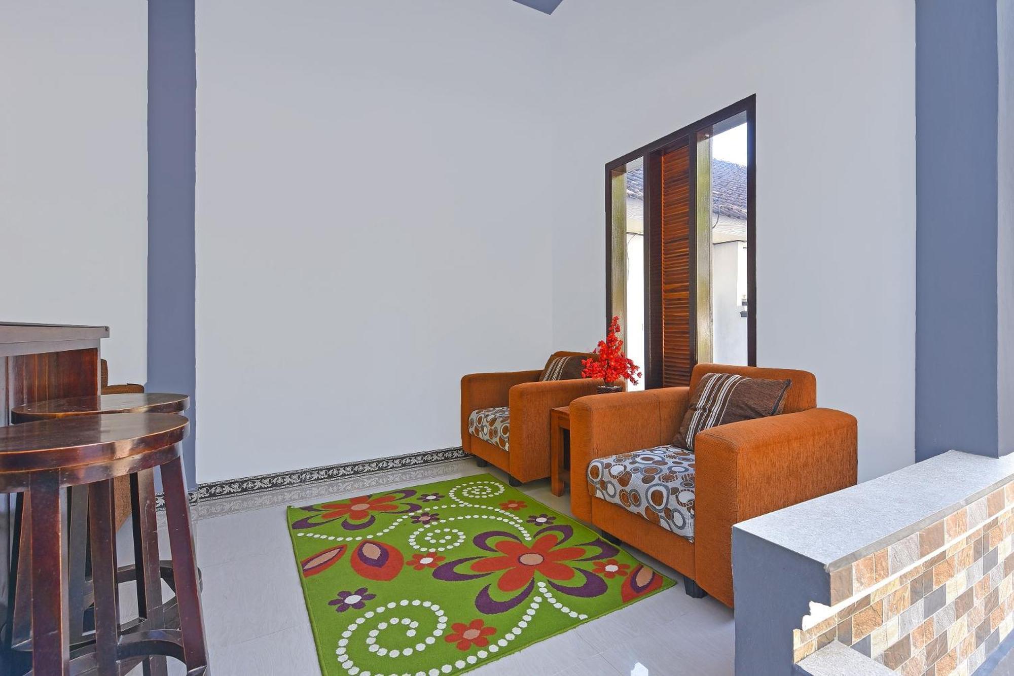 Oyo 91192 Homestay Antara Gilimanuk Eksteriør billede
