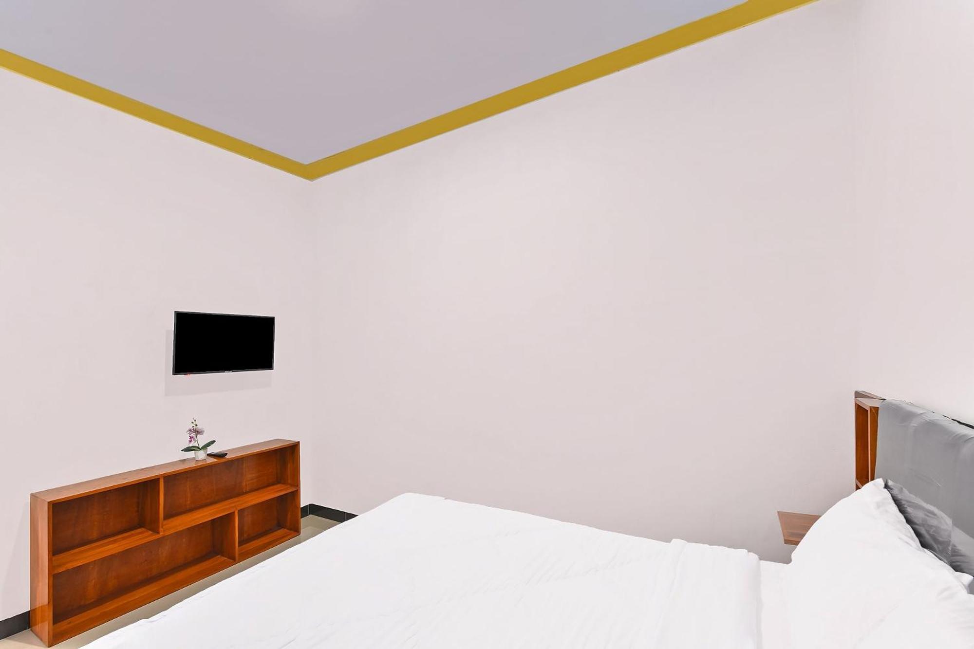 Oyo 91192 Homestay Antara Gilimanuk Eksteriør billede